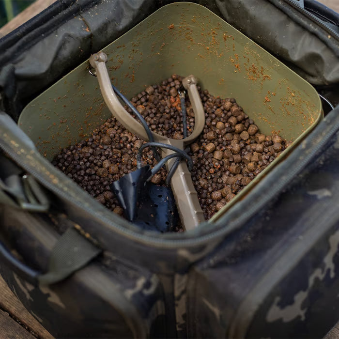 Korda Compac Dark Kamo Cube Carryall